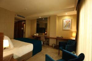 Posezení v ubytování Riva Reşatbey Luxury Hotel