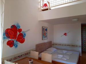 Postel nebo postele na pokoji v ubytování Apartments Unija Duga Uvala