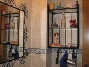 Bathroom sa Casa Orwa-VUT 029-2020 Turismo Teruel