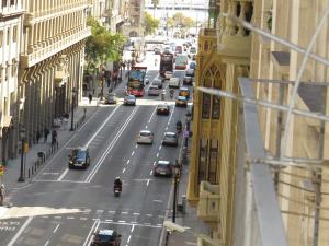 Vista general de Barcelona o vista desde el hostal o pensión