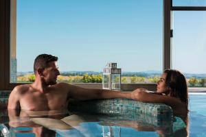 Hostia v ubytovaní Villa Anitori Prestige Relais & Spa