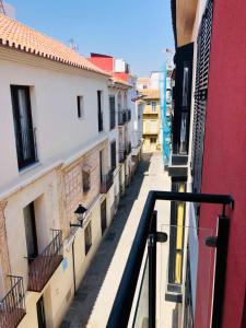 Balkón nebo terasa v ubytování Low cost rooms La Merced