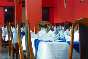 Restaurace v ubytování Sandton Hotel Kasese