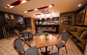 Kuchyň nebo kuchyňský kout v ubytování UNWND Boutique Hotel Makati