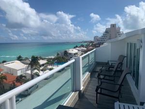 Gallery image of Penthouse frente al mar in Cancún