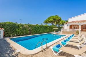 Basen w obiekcie Villa Menorca Jalima 1 by Mauter Villas lub w pobliżu