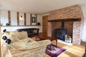 Afbeelding uit fotogalerij van Old Oak Barn - Beautiful barn conversion with wonderful Jacuzzi hot tub in Stowmarket +23 foto's