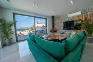 Gallery image of Villa Lydia I Superb views, two pools, next to the city in Kissamos