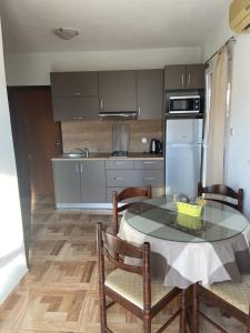 Kuchyňa alebo kuchynka v ubytovaní Holiday apartment Natali - by TA Leut Agency