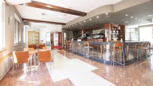 Lounge nebo bar v ubytování Hotel Isabel de Segura
