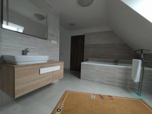 Fotografie z fotogalerie ubytování Apartmány LoNo v destinaci Jičín + 37 fotografií