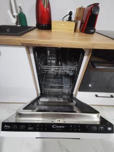 Kuchyňa alebo kuchynka v ubytovaní Apartament Ventus Business and Living 44