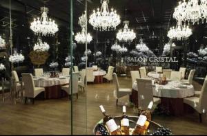 Restoran ili drugo mesto za obedovanje u objektu Villa turística Camina y Rioja