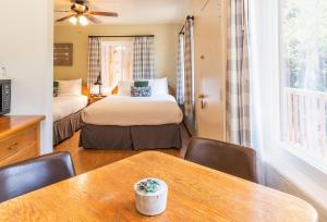 Gallery image of Buckeye Tree Lodge in Three Rivers