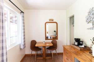 Gallery image of Buckeye Tree Lodge in Three Rivers +40 photos