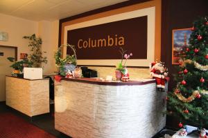 
The lobby or reception area at Hotel Columbia
