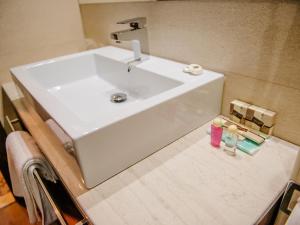 Bilik mandi di Hotel New Star