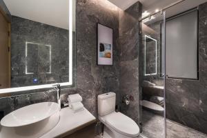 Mercure Shenzhen Longgang的一间浴室