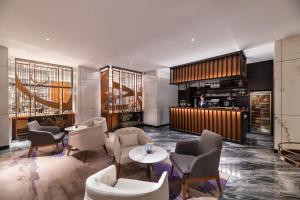 Mercure Shenzhen Longgang的休息区