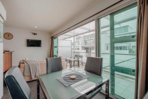Gallery image of Awesome 2BR Apartment Viaduct Harbor - Wifi & Aircon in Auckland