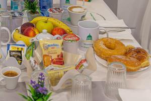 Jedlo v ubytovaní bed & breakfast alebo blízkom okolí