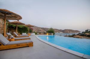 Gallery image of Gianemma Luxury Apartments in Mylopotas