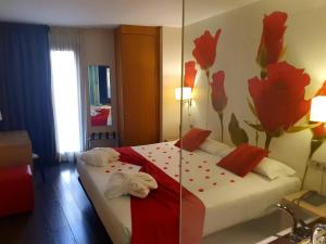 Postel nebo postele na pokoji v ubytování ELE Enara Boutique Hotel