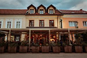 Budova, kde se hotel nachází