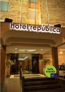Hotel Republica tesisinde sergilenen bir sertifika, ödül, işaret veya başka bir belge