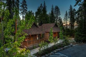 Gallery image of Cedar Crest - Robin Cottage 6 in Homewood