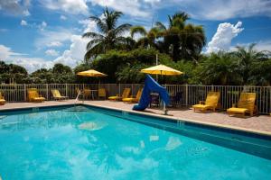 The swimming pool at or close to 501 - South Beach Condos