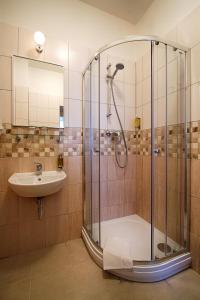Un baño de Hotel Taurus