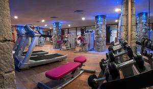 Centrul de fitness și/sau facilități de fitness de la CGH Résidences & Spas Le Centaure