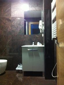Ванная комната в Apartamentos Turisticos Estrella del Alemar