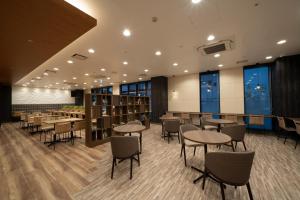 Een restaurant of ander eetgelegenheid bij Washington R&B Hotel Nagoya Ekimae