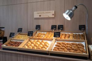 Eten bij of ergens in de buurt van het hotel

