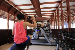 Het fitnesscentrum en/of fitnessfaciliteiten van Pavilion Samui Villas and Resort - SHA Extra Plus