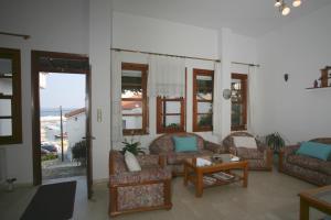 Gallery image of Lemos Hotel in Kokkari +17 photos