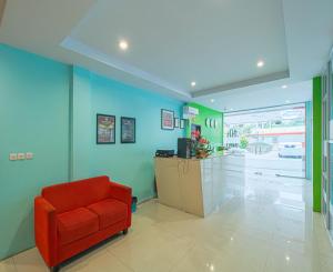 Posezení v ubytování Dna Fun Zone Pekanbaru