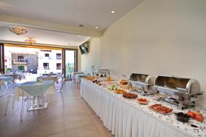 Nourriture dans l'hôtel ou à proximité