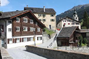 Splošen pogled na gorovje oz. razgled na gore, ki ga ponuja apartma