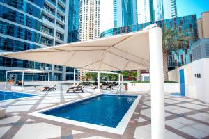 Gallery image of Awesome Marina Canal View 1BD Bay Central Marina in Dubai