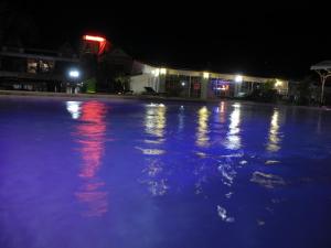 Sundlaugin á Hotel Des Neiges eða í nágrenninu