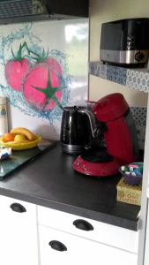 Ảnh trong thư viện ảnh của le haut village Chambre d'hôtes Mobi-Loft cosy sauna ,douche ,chromothérapie ở Arrest