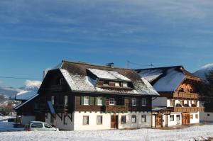 Obiekt Pension Marienhof zimą