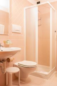 Ванная комната в Nevesole Folgarida Resort Aparthotel