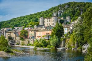 Foto dalla galleria di Camping Le Coin Charmant a Chauzon