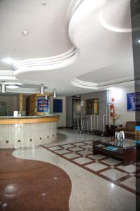 Hotel Aquarius do Vale tesisinde lobi veya resepsiyon alanı