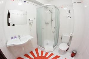 Łazienka w obiekcie GarageHotel