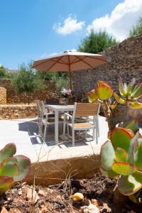 Galeriebild der Unterkunft Si-Ku Holiday Home with Private Pool and Hot Tub in Xagħra